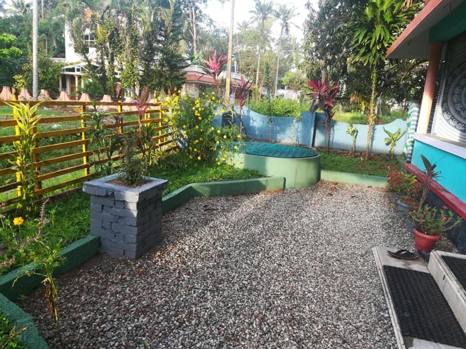 Deauvill Home Stay Varkala Ngoại thất bức ảnh