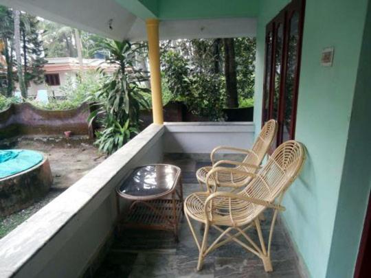 Deauvill Home Stay Varkala Ngoại thất bức ảnh