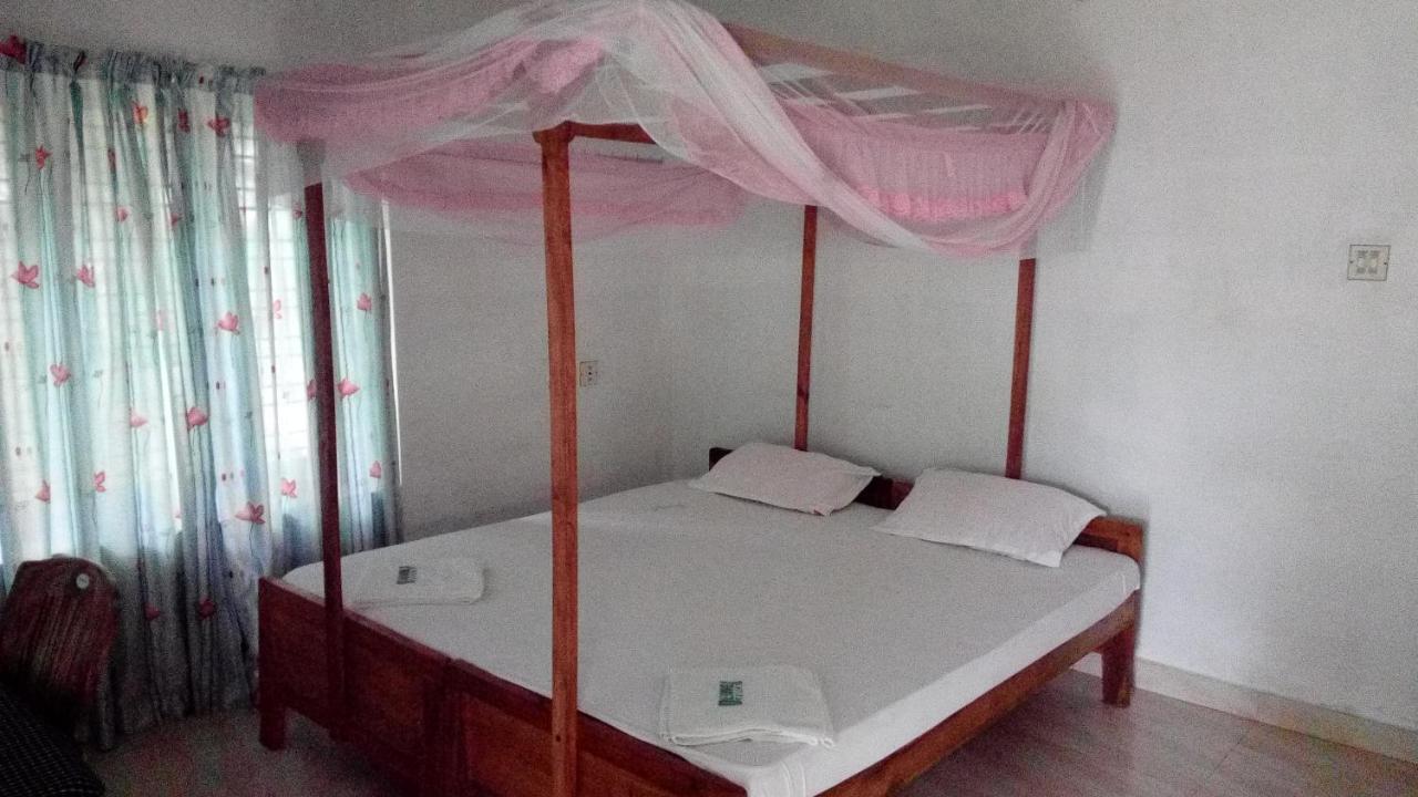 Deauvill Home Stay Varkala Ngoại thất bức ảnh