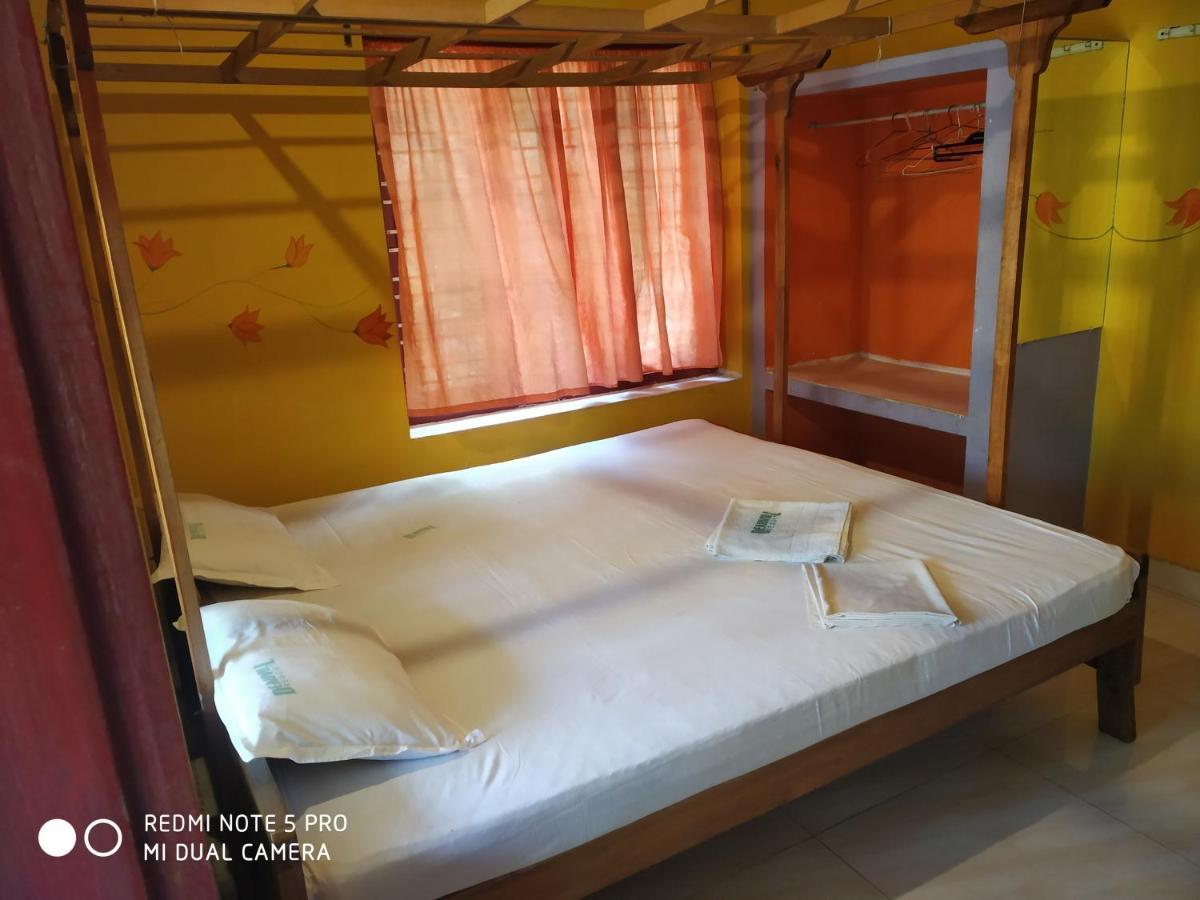 Deauvill Home Stay Varkala Ngoại thất bức ảnh